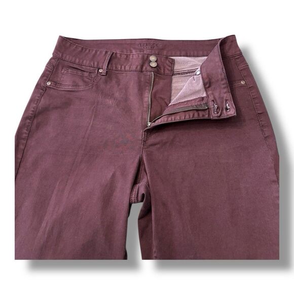 Maurices Maroon Chino Pants Casual Comfort Stretch Plus Woman’s Size 18w Long - Picture 9 of 12